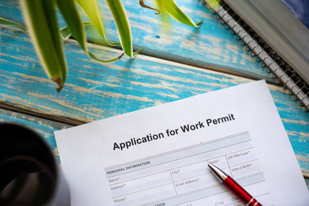 U.K. Work Visa Vs U.K. Work Permit: What's the Difference?